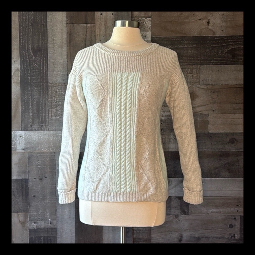 Banana Republic cream mint knit sweater small feminine preppy coastal cottage